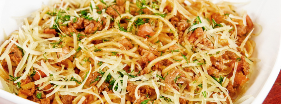 Vermicellis con salsa de tomates y atún